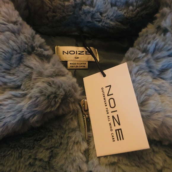 UPDATE NWT Noize Outerwear / Dolls Kill Serena Short Length Faux Fur Coat - Picture 6 of 7